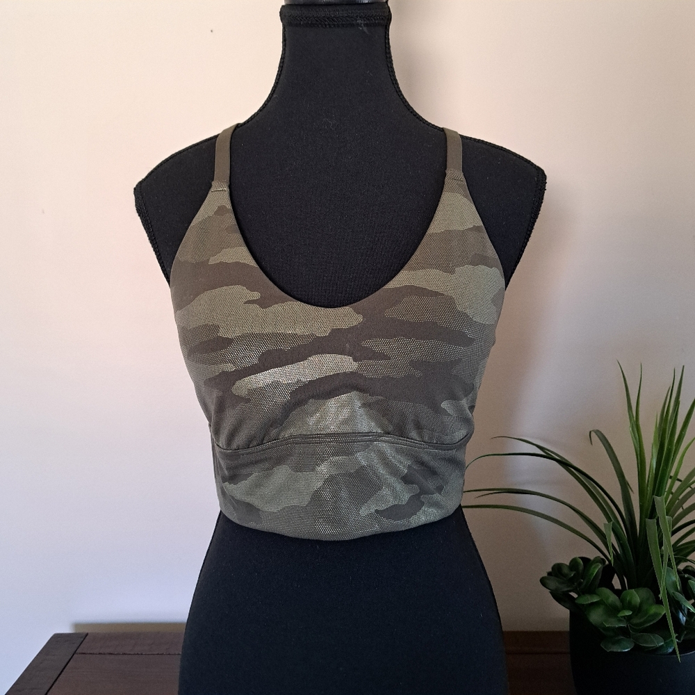 Offline By Aerie Sports Bra Top Green Camo Size Large Strappy Tank Style Lounge